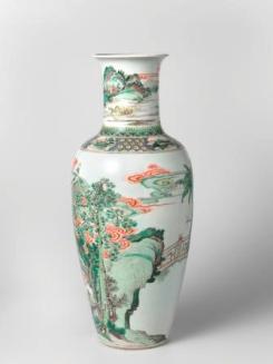 BK-15880 - A Chinese porcelain vase (photo: RMA)